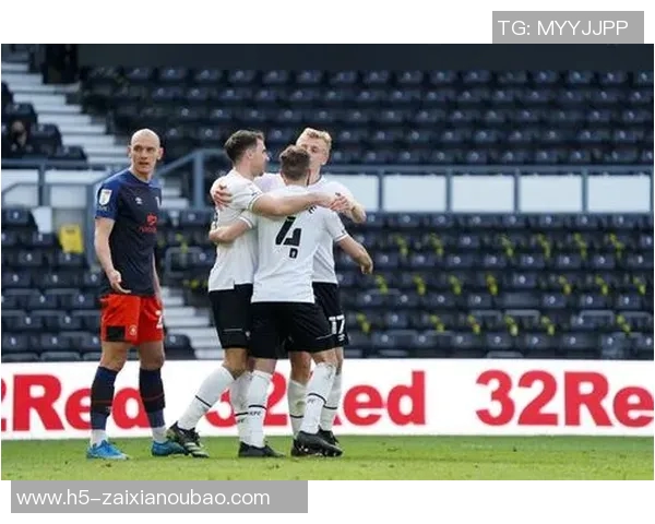 雷丁与德比郡的激烈对决谁能在这场较量中笑到最后